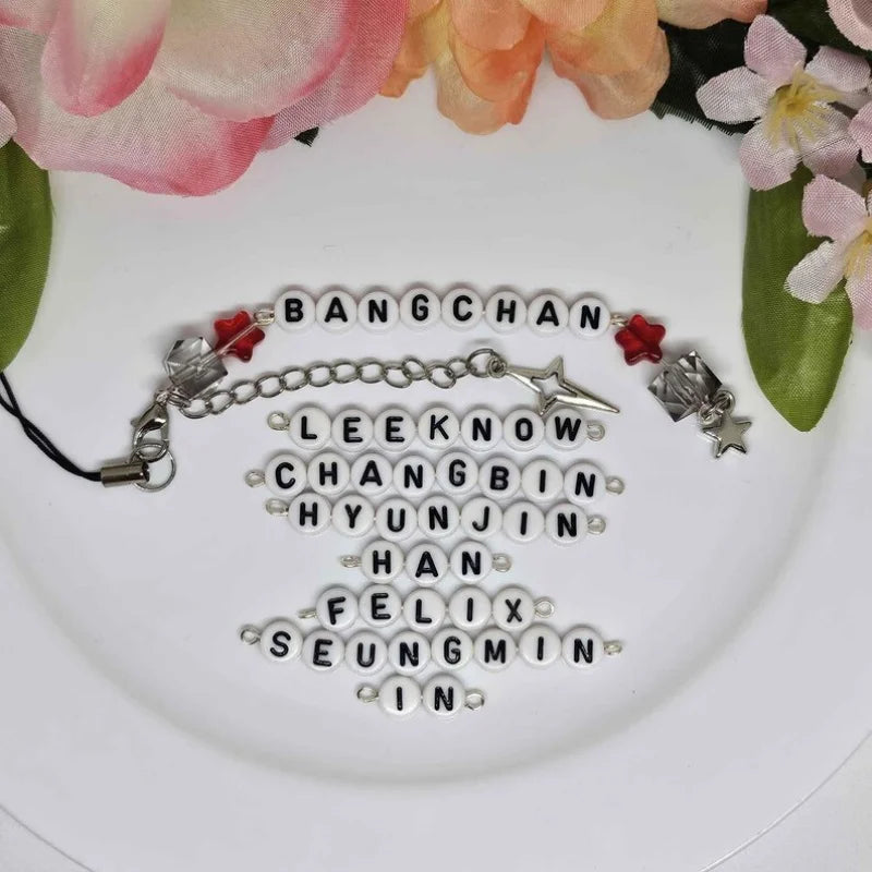 KPOP SKZ star team members handmade keychains, mobile phones, and light sticks charm
