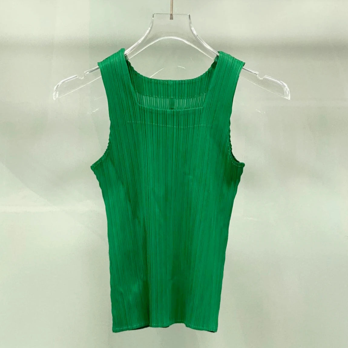 Miyake Pleated Vest 2026 Summer New Sleeveless T-Shirt Simple Fashion Elegant Casual Base Shirt Women's Lightweight Stretch Top