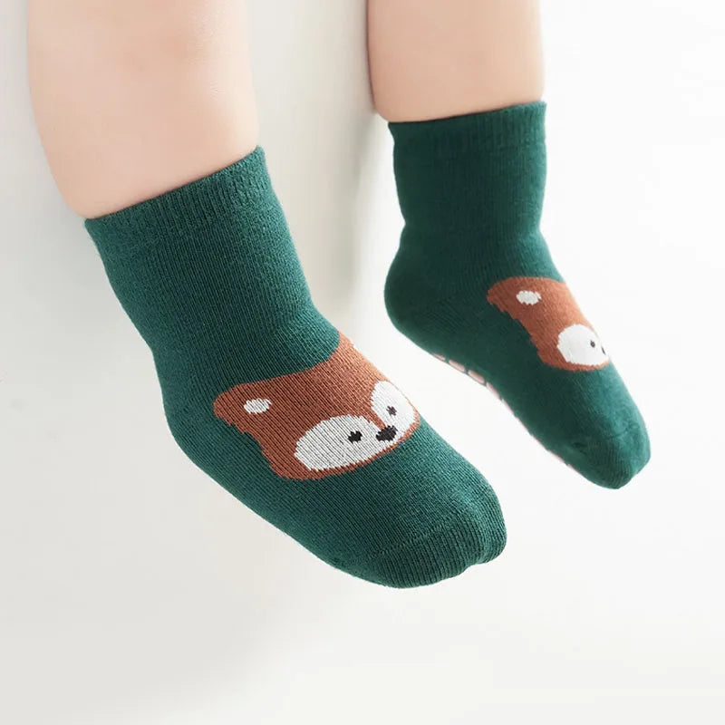6 Pairs Kids Non-Slip Socks Cute Cartoon Fox and Bear Pattern Childrens Boys Girls Floor Socks Comfortable for Toddler