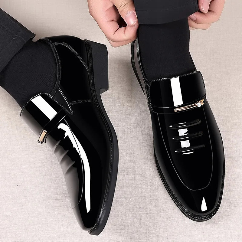 Patent Leather Shoes for Men Business Shoes Casual Point Toe Slip on Loafers for Men Luxury Party Wedding Plus Size Shoes2023