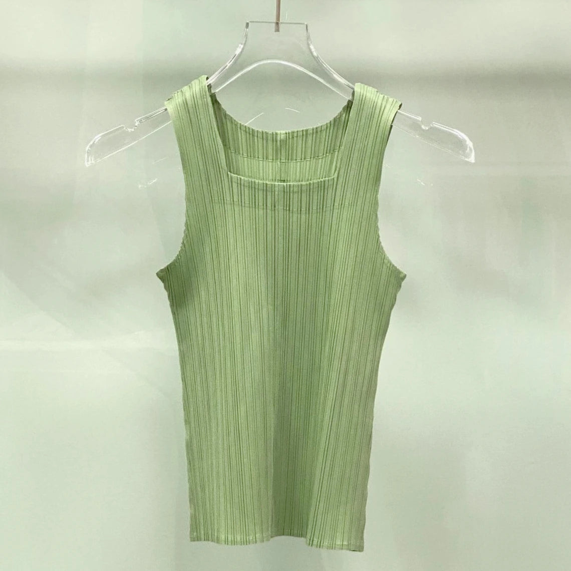 Miyake Pleated Vest 2026 Summer New Sleeveless T-Shirt Simple Fashion Elegant Casual Base Shirt Women's Lightweight Stretch Top